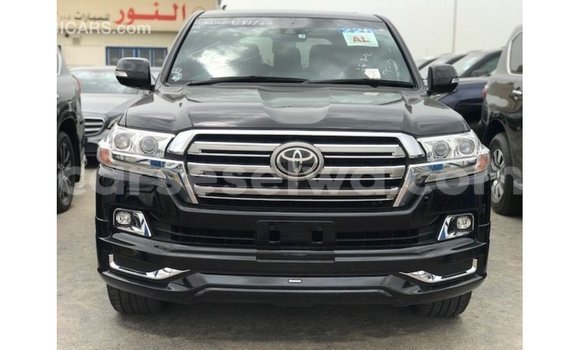 Buy Import Toyota Land Cruiser Black Car in Import - Dubai in East Mahé Buy Import Toyota Land Cruiser Black Car in Import - Dubai in East Mahé
