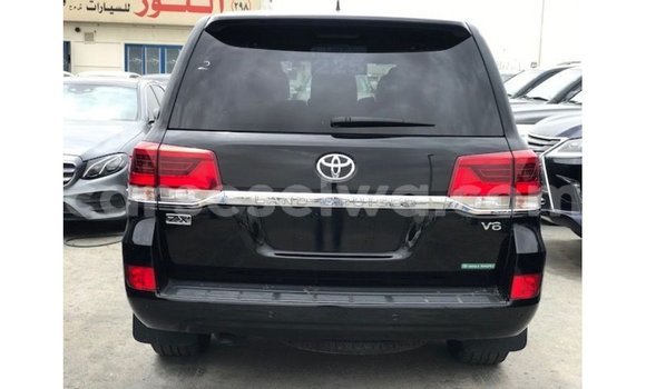 Buy Import Toyota Land Cruiser Black Car in Import - Dubai in East Mahé Buy Import Toyota Land Cruiser Black Car in Import - Dubai in East Mahé