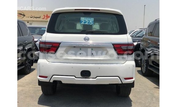 Buy Import Nissan Patrol White Car in Import - Dubai in East Mahé Buy Import Nissan Patrol White Car in Import - Dubai in East Mahé