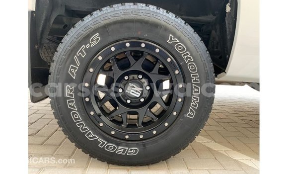 Buy Import Chevrolet Silverado White Car in Import - Dubai in East Mahé Buy Import Chevrolet Silverado White Car in Import - Dubai in East Mahé