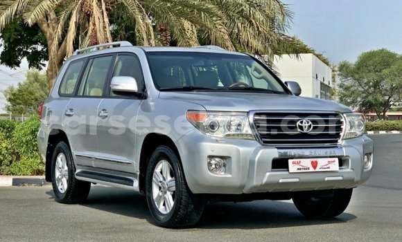 Buy Import Toyota Land Cruiser Other Car in Import - Dubai in East Mahé Buy Import Toyota Land Cruiser Other Car in Import - Dubai in East Mahé