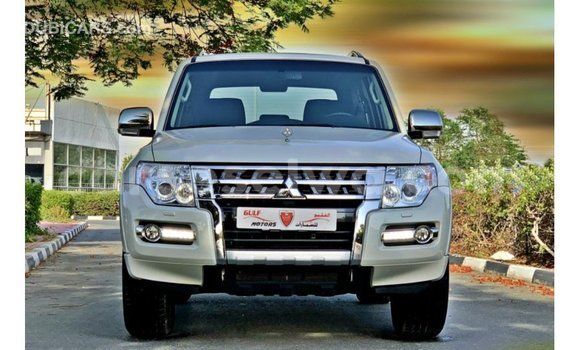 Buy Import Mitsubishi Pajero White Car in Import - Dubai in East Mahé Buy Import Mitsubishi Pajero White Car in Import - Dubai in East Mahé