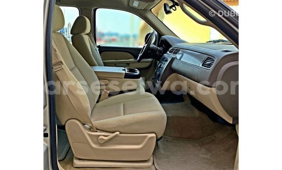 Buy Import Chevrolet Tahoe Other Car in Import - Dubai in East Mahé Buy Import Chevrolet Tahoe Other Car in Import - Dubai in East Mahé