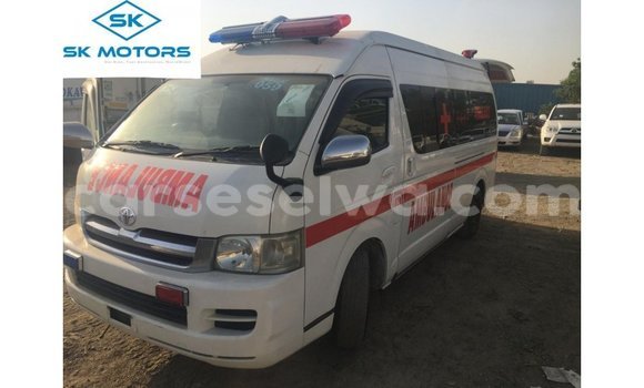 Buy Import Toyota Hiace White Car in Import - Dubai in East Mahé Buy Import Toyota Hiace White Car in Import - Dubai in East Mahé