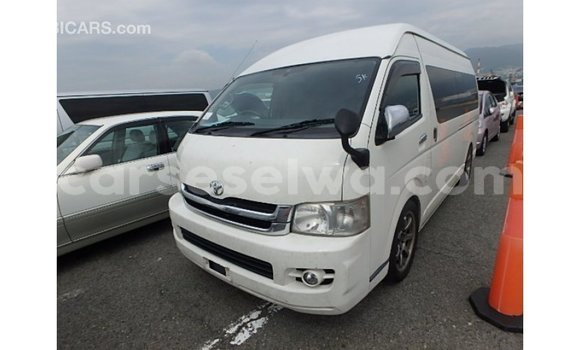 Buy Import Toyota Hiace White Car in Import - Dubai in East Mahé Buy Import Toyota Hiace White Car in Import - Dubai in East Mahé