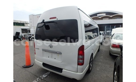 Buy Import Toyota Hiace White Car in Import - Dubai in East Mahé Buy Import Toyota Hiace White Car in Import - Dubai in East Mahé