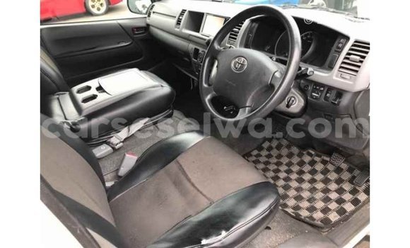 Buy Import Toyota Hiace White Car in Import - Dubai in East Mahé Buy Import Toyota Hiace White Car in Import - Dubai in East Mahé