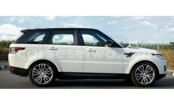 Buy Import Land Rover Range Rover White Car in Import - Dubai in East Mahé Buy Import Land Rover Range Rover White Car in Import - Dubai in East Mahé