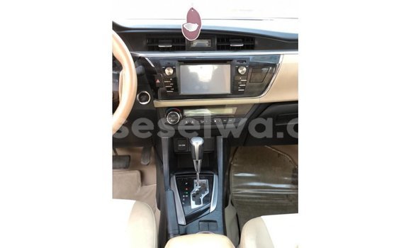 Buy Import Toyota Corolla White Car in Import - Dubai in East Mahé Buy Import Toyota Corolla White Car in Import - Dubai in East Mahé