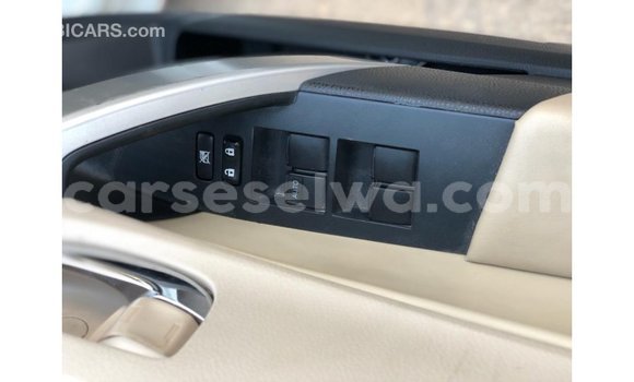 Buy Import Toyota Corolla White Car in Import - Dubai in East Mahé Buy Import Toyota Corolla White Car in Import - Dubai in East Mahé