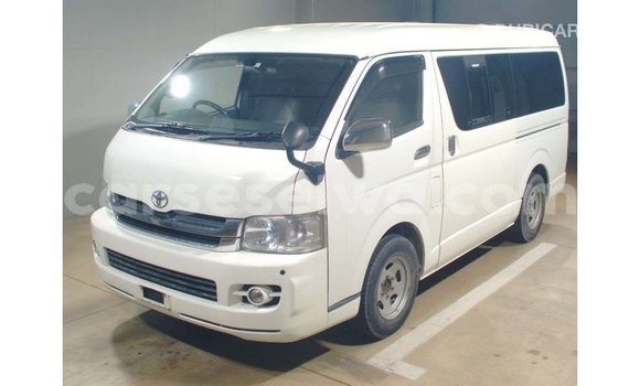 Buy Import Toyota Hiace White Car in Import - Dubai in East Mahé Buy Import Toyota Hiace White Car in Import - Dubai in East Mahé