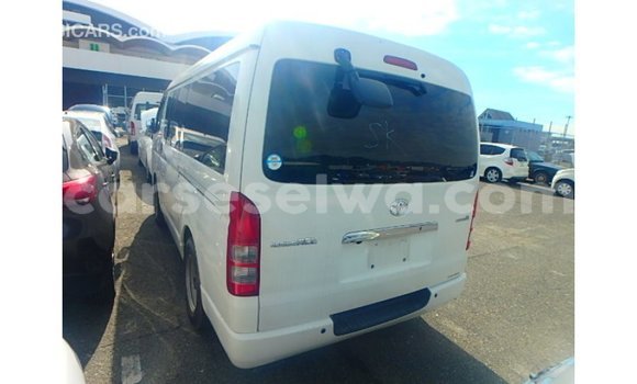 Buy Import Toyota Hiace White Car in Import - Dubai in East Mahé Buy Import Toyota Hiace White Car in Import - Dubai in East Mahé
