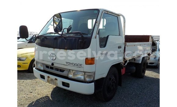 Buy Import Toyota Dyna White Truck in Import - Dubai in East Mahé Buy Import Toyota Dyna White Truck in Import - Dubai in East Mahé