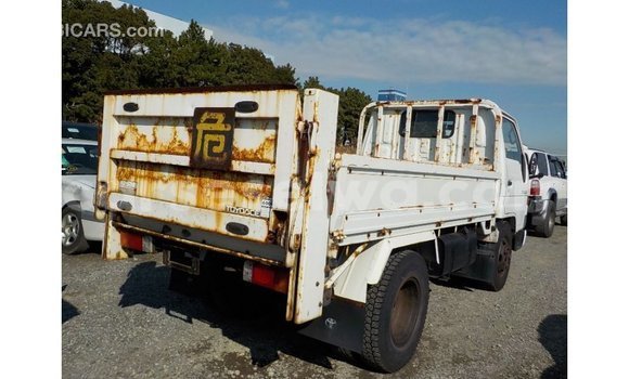 Buy Import Toyota Dyna White Truck in Import - Dubai in East Mahé Buy Import Toyota Dyna White Truck in Import - Dubai in East Mahé