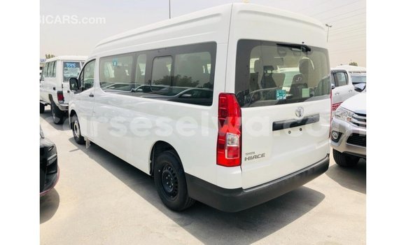 Buy Import Toyota Hiace White Car in Import - Dubai in East Mahé Buy Import Toyota Hiace White Car in Import - Dubai in East Mahé