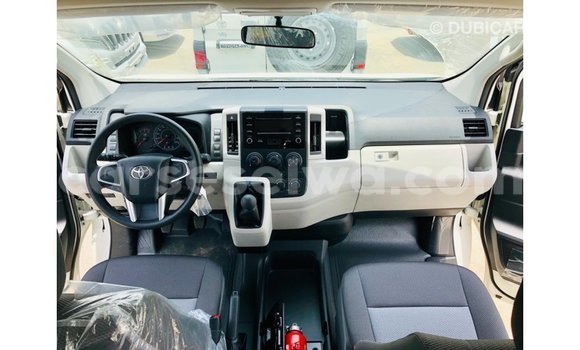 Buy Import Toyota Hiace White Car in Import - Dubai in East Mahé Buy Import Toyota Hiace White Car in Import - Dubai in East Mahé