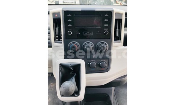 Buy Import Toyota Hiace White Car in Import - Dubai in East Mahé Buy Import Toyota Hiace White Car in Import - Dubai in East Mahé