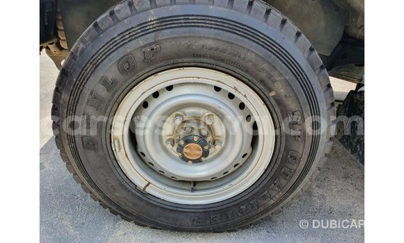 Buy Import Toyota Land Cruiser White Car in Import - Dubai in East Mahé Buy Import Toyota Land Cruiser White Car in Import - Dubai in East Mahé