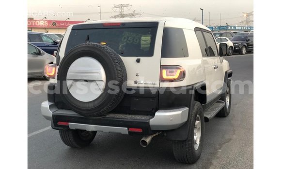 Buy Import Toyota FJ Cruiser White Car in Import - Dubai in East Mahé Buy Import Toyota FJ Cruiser White Car in Import - Dubai in East Mahé