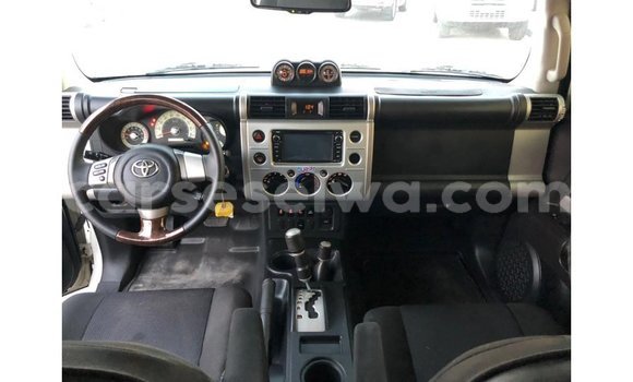 Buy Import Toyota FJ Cruiser White Car in Import - Dubai in East Mahé Buy Import Toyota FJ Cruiser White Car in Import - Dubai in East Mahé
