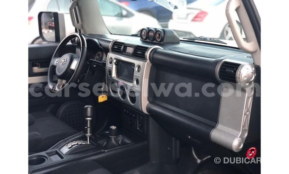 Buy Import Toyota FJ Cruiser White Car in Import - Dubai in East Mahé Buy Import Toyota FJ Cruiser White Car in Import - Dubai in East Mahé