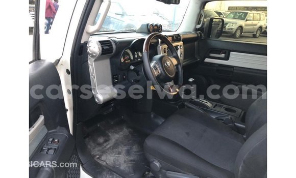 Buy Import Toyota FJ Cruiser White Car in Import - Dubai in East Mahé Buy Import Toyota FJ Cruiser White Car in Import - Dubai in East Mahé