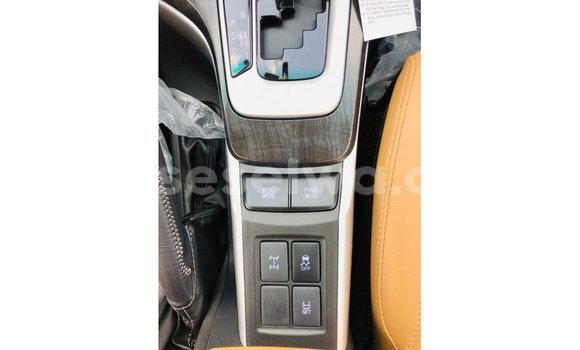 Buy Import Toyota Fortuner Black Car in Import - Dubai in East Mahé Buy Import Toyota Fortuner Black Car in Import - Dubai in East Mahé