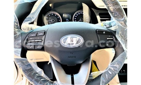 Buy Import Hyundai Elantra White Car in Import - Dubai in East Mahé Buy Import Hyundai Elantra White Car in Import - Dubai in East Mahé
