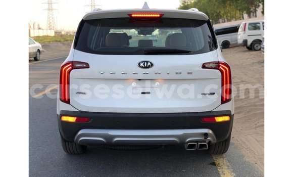 Buy Import Kia Carens White Car in Import - Dubai in East Mahé Buy Import Kia Carens White Car in Import - Dubai in East Mahé