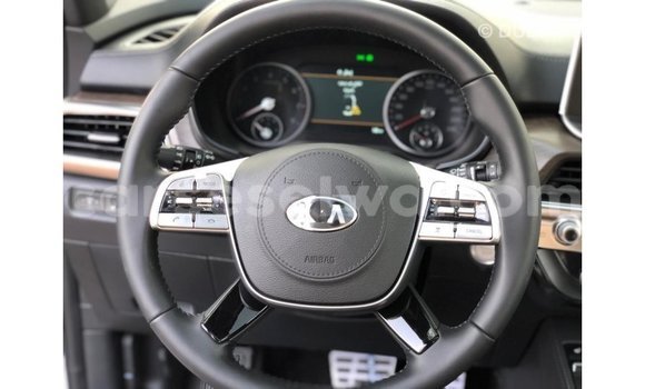 Buy Import Kia Carens White Car in Import - Dubai in East Mahé Buy Import Kia Carens White Car in Import - Dubai in East Mahé