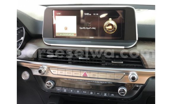 Buy Import Kia Carens White Car in Import - Dubai in East Mahé Buy Import Kia Carens White Car in Import - Dubai in East Mahé