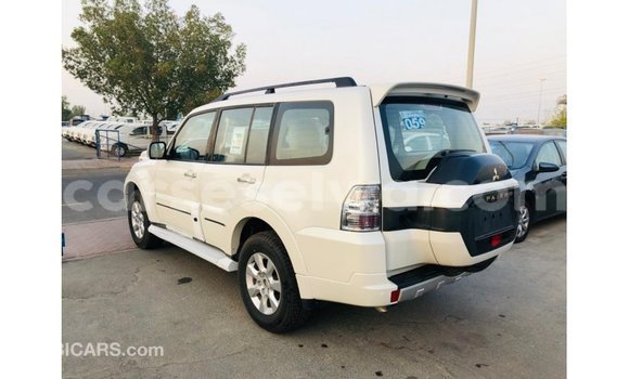 Buy Import Mitsubishi Pajero White Car in Import - Dubai in East Mahé Buy Import Mitsubishi Pajero White Car in Import - Dubai in East Mahé