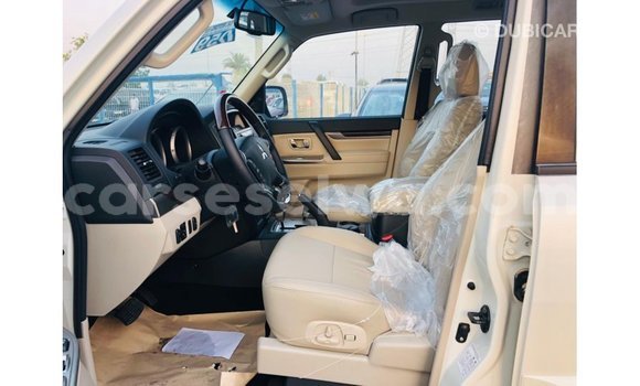 Buy Import Mitsubishi Pajero White Car in Import - Dubai in East Mahé Buy Import Mitsubishi Pajero White Car in Import - Dubai in East Mahé