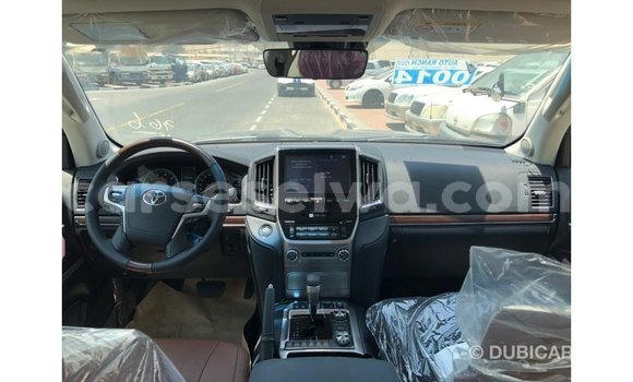 Buy Import Toyota Land Cruiser Black Car in Import - Dubai in East Mahé Buy Import Toyota Land Cruiser Black Car in Import - Dubai in East Mahé