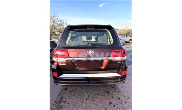 Buy Import Toyota Land Cruiser Other Car in Import - Dubai in East Mahé Buy Import Toyota Land Cruiser Other Car in Import - Dubai in East Mahé