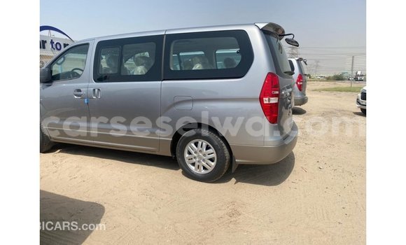 Buy Import Hyundai Accent Other Car in Import - Dubai in East Mahé Buy Import Hyundai Accent Other Car in Import - Dubai in East Mahé