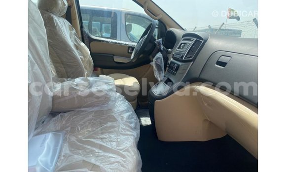 Buy Import Hyundai Accent Other Car in Import - Dubai in East Mahé Buy Import Hyundai Accent Other Car in Import - Dubai in East Mahé