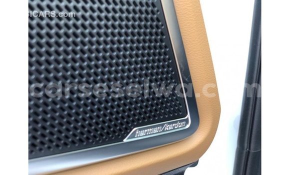 Buy Import Kia Carens White Car in Import - Dubai in East Mahé Buy Import Kia Carens White Car in Import - Dubai in East Mahé