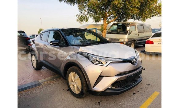Acheter Import Voiture Toyota C-HR Autre à Import - Dubai, East Mahé Acheter Import Voiture Toyota C-HR Autre à Import - Dubai, East Mahé