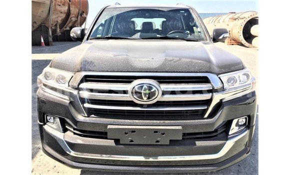 Buy Import Toyota Land Cruiser Black Car in Import - Dubai in East Mahé Buy Import Toyota Land Cruiser Black Car in Import - Dubai in East Mahé