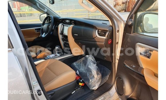 Buy Import Toyota Fortuner Other Car in Import - Dubai in East Mahé Buy Import Toyota Fortuner Other Car in Import - Dubai in East Mahé