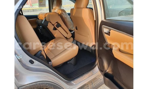 Buy Import Toyota Fortuner Other Car in Import - Dubai in East Mahé Buy Import Toyota Fortuner Other Car in Import - Dubai in East Mahé