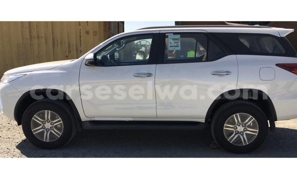 Buy Import Toyota Fortuner White Car in Import - Dubai in East Mahé Buy Import Toyota Fortuner White Car in Import - Dubai in East Mahé