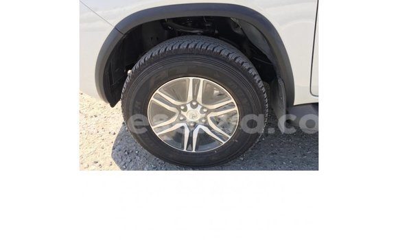 Buy Import Toyota Fortuner White Car in Import - Dubai in East Mahé Buy Import Toyota Fortuner White Car in Import - Dubai in East Mahé