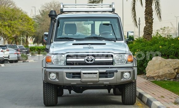 Buy Import Toyota Land Cruiser Other Car in Import - Dubai in East Mahé Buy Import Toyota Land Cruiser Other Car in Import - Dubai in East Mahé