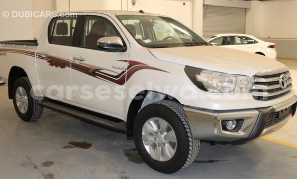 Buy Import Toyota Hilux White Car in Import - Dubai in East Mahé Buy Import Toyota Hilux White Car in Import - Dubai in East Mahé