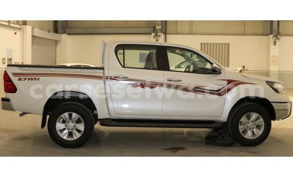 Buy Import Toyota Hilux White Car in Import - Dubai in East Mahé Buy Import Toyota Hilux White Car in Import - Dubai in East Mahé