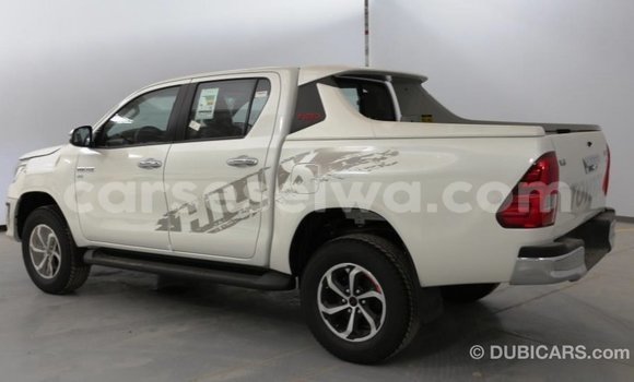 Buy Import Toyota Hilux White Car in Import - Dubai in East Mahé Buy Import Toyota Hilux White Car in Import - Dubai in East Mahé