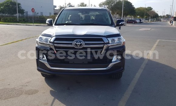 Buy Import Toyota Land Cruiser Black Car in Import - Dubai in East Mahé Buy Import Toyota Land Cruiser Black Car in Import - Dubai in East Mahé