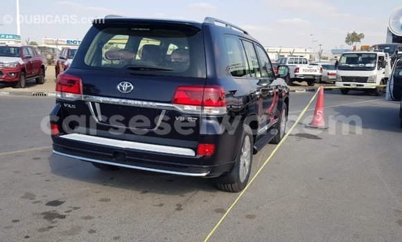 Buy Import Toyota Land Cruiser Black Car in Import - Dubai in East Mahé Buy Import Toyota Land Cruiser Black Car in Import - Dubai in East Mahé